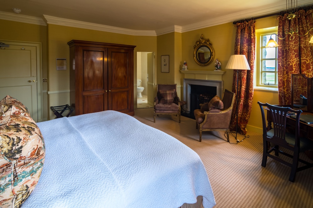 Large Main House Room - Photo 6