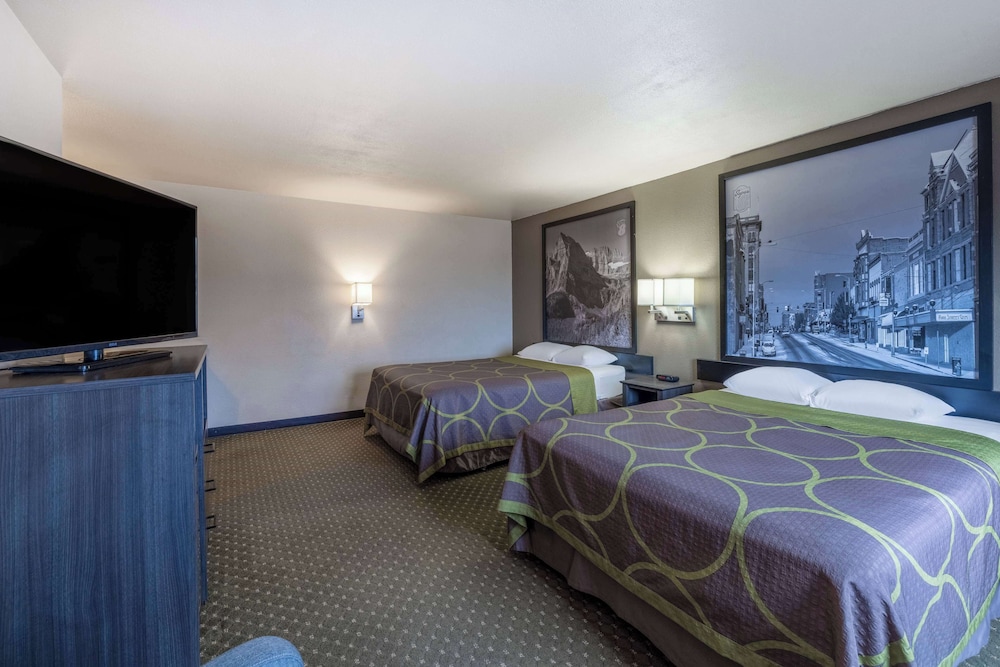 Studio Suite, 2 Queen Beds, Non Smoking photo 1