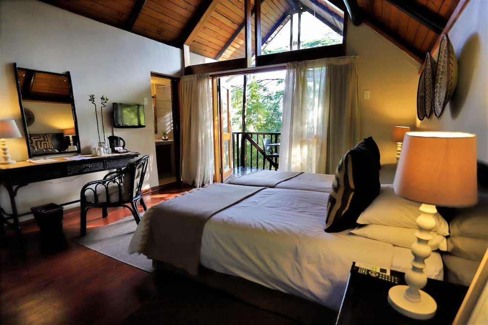 Superior Room, 1 Double or 2 Twin Beds (Rock View Room) photo 3