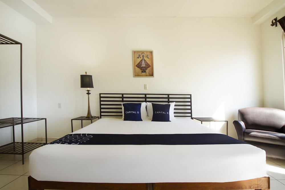 Standard Room, 2 Double Beds photo 3