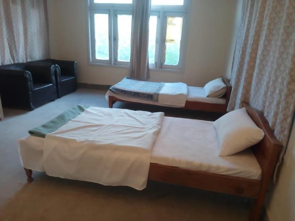 Standard Triple Room photo 3