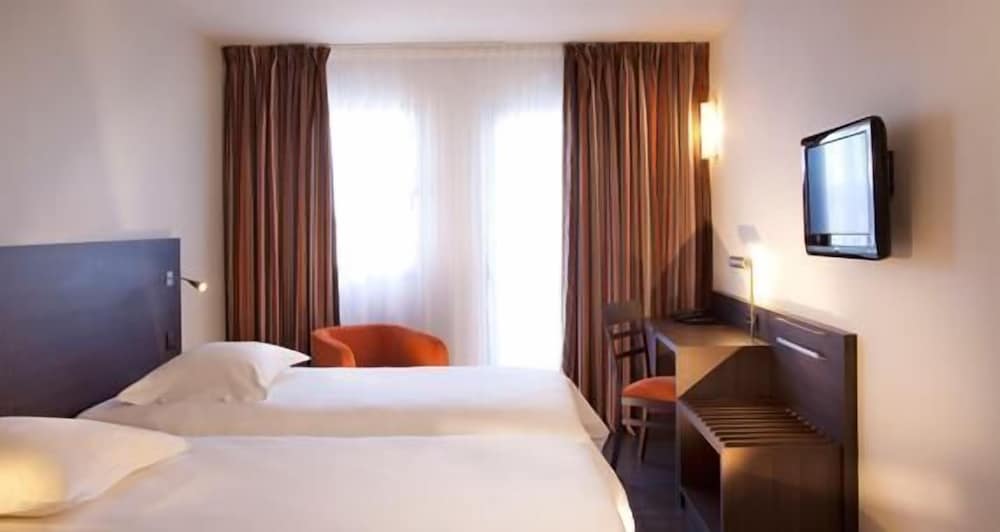 Comfort Twin Room photo 3