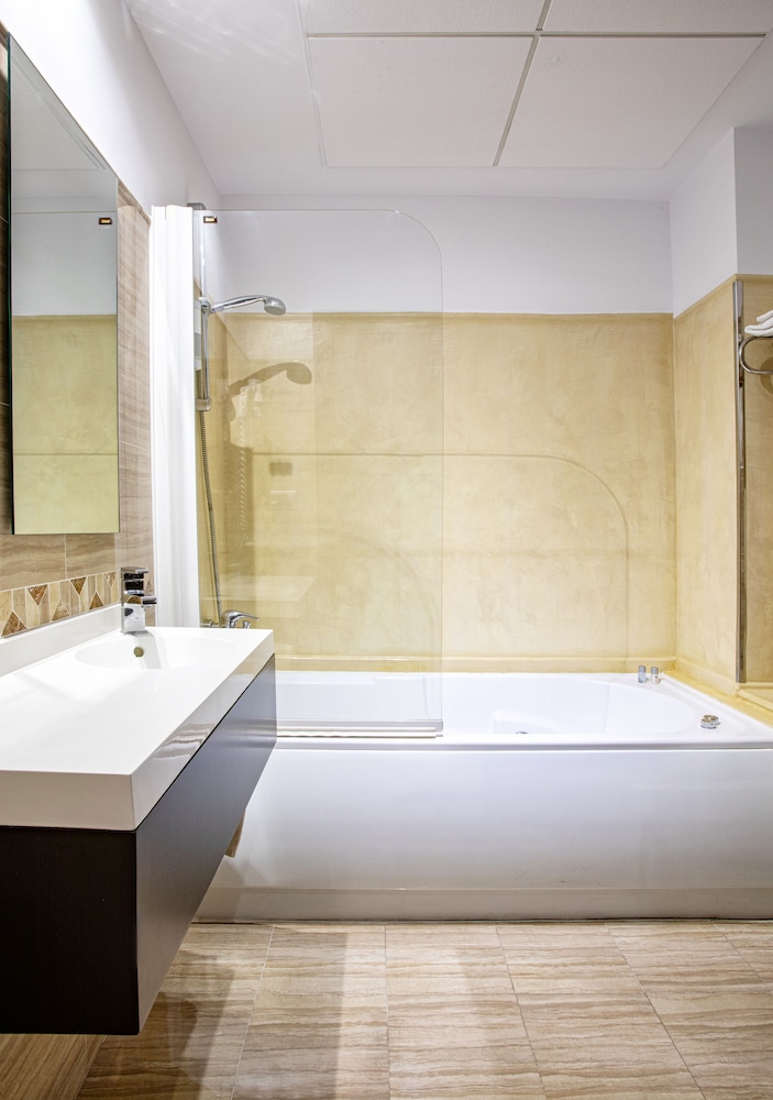 Superior Double Room - Photo 5