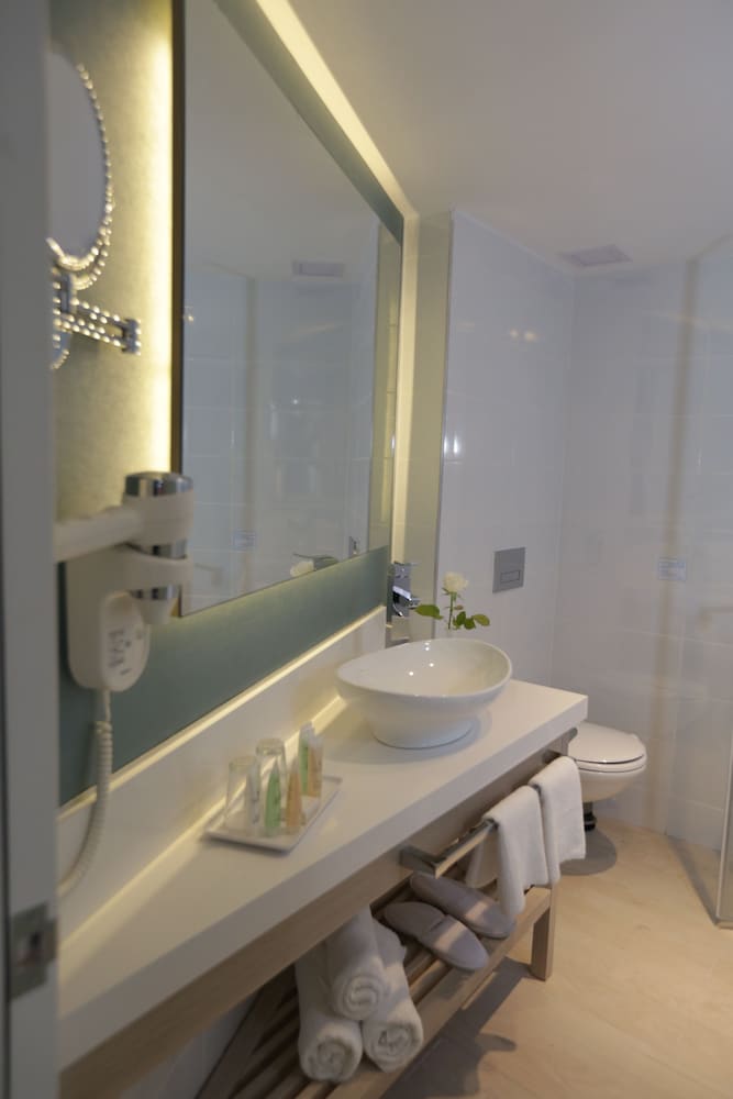 Standard Room photo 3