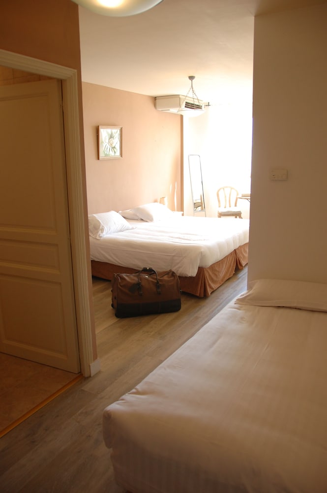Triple Room, Sea Facing