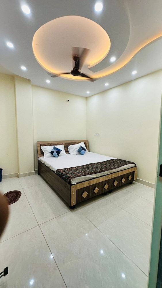 Luxury Double Room, City View
