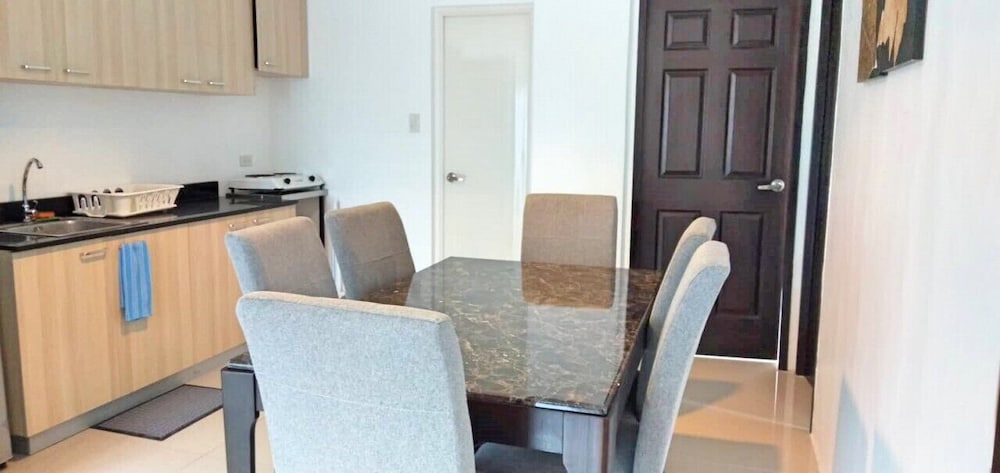 City Apartment, 3 Bedrooms (T6) photo 2