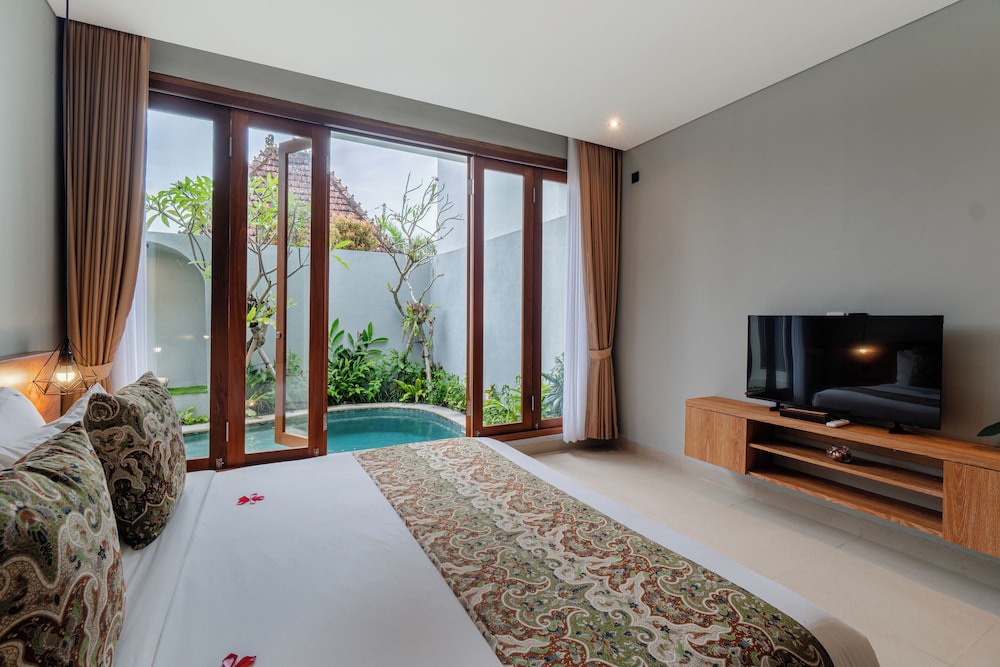 Premium Villa, Garden View thumbnail 5