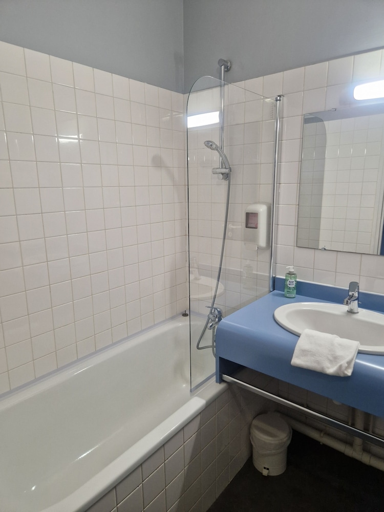 Classic Double or Twin Room photo 3