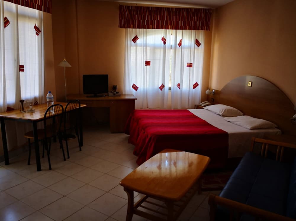 Deluxe Double Room photo 2
