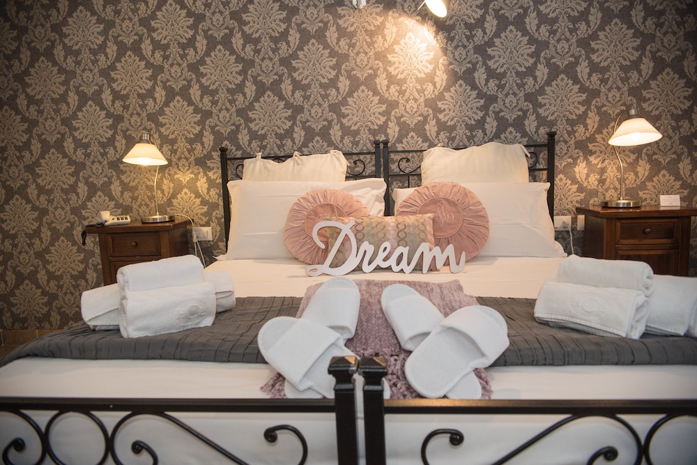 Classic Double or Twin Room