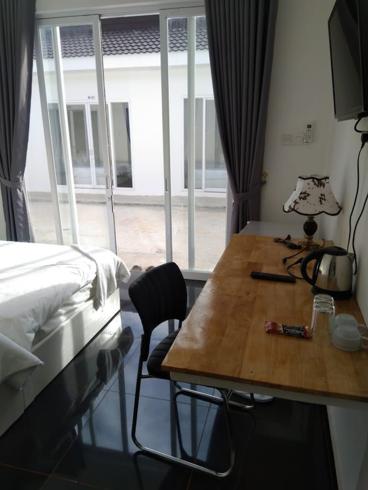 Twin Room with Garden View photo 1