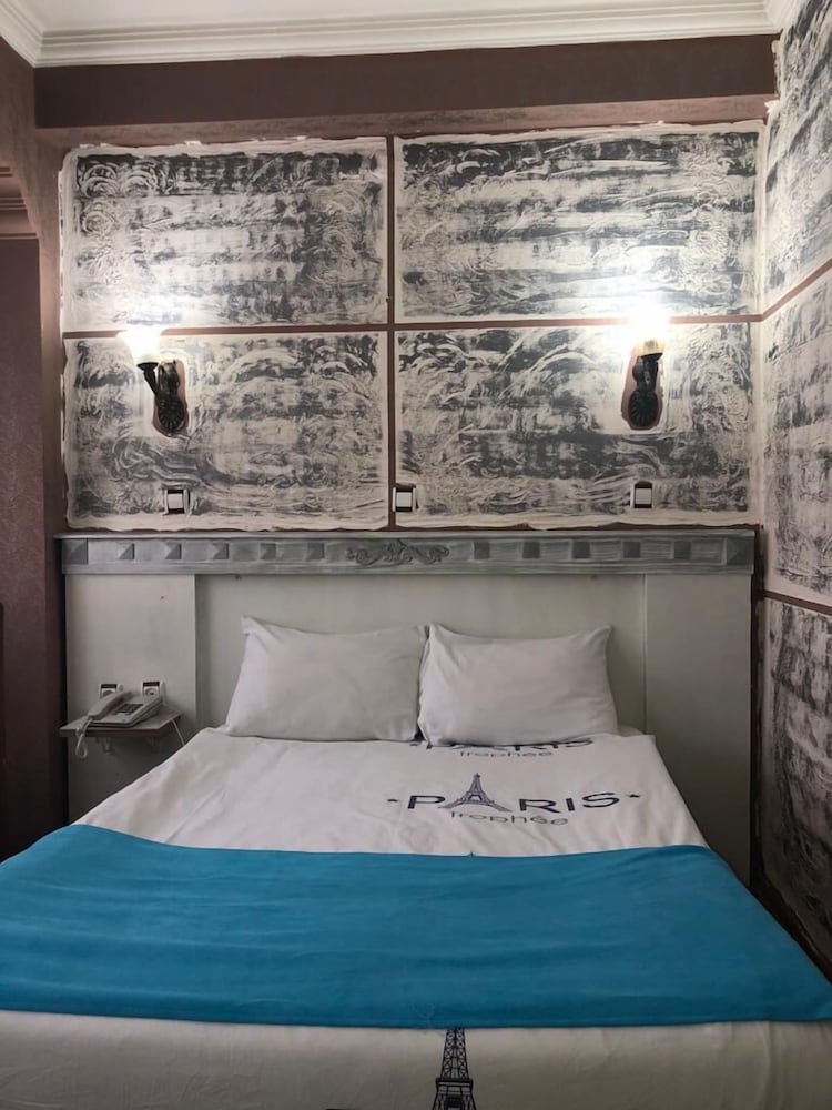 Standard Double Room - Photo 6