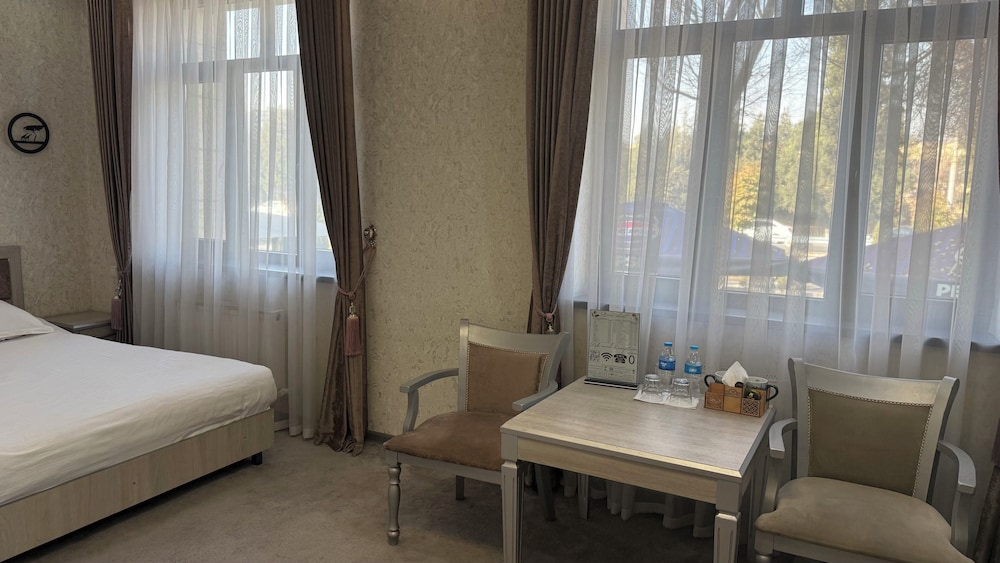 Deluxe Double Room, City View