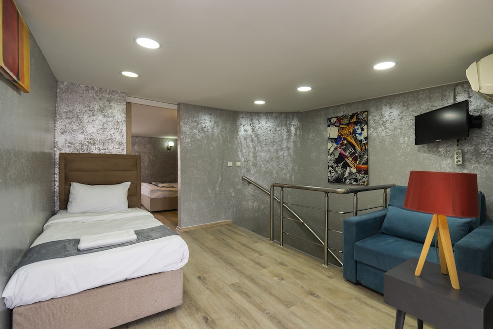 Family Suite, Terrace photo 3