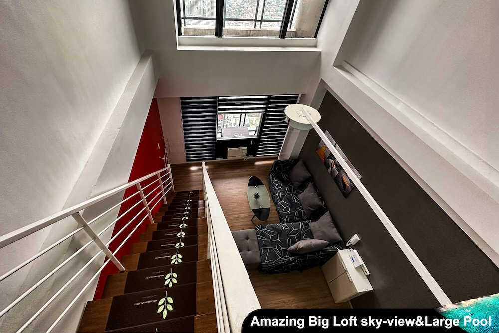 Luxury Loft, 1 Bedroom, Balcony, City View photo 3