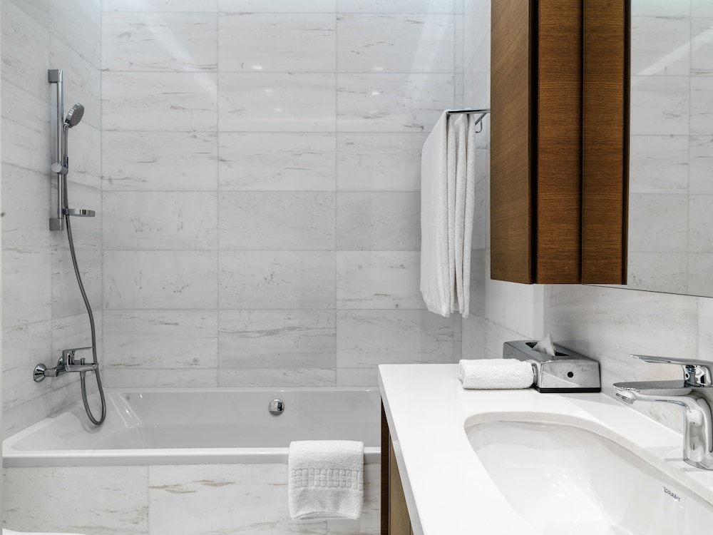 Luxury Apartment, 3 Bedrooms (9F) - Photo 4