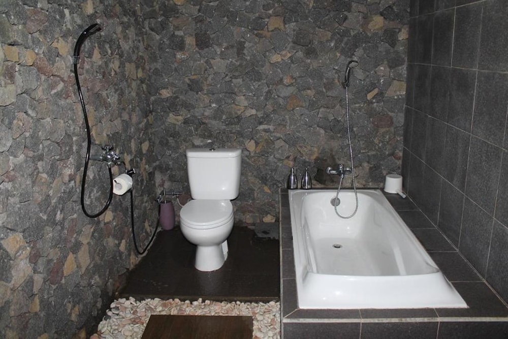 Deluxe Double Room, 1 Bedroom - Photo 9