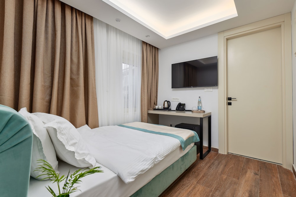 Standard Triple Room photo 2