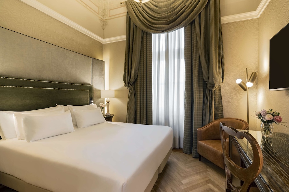 Available room