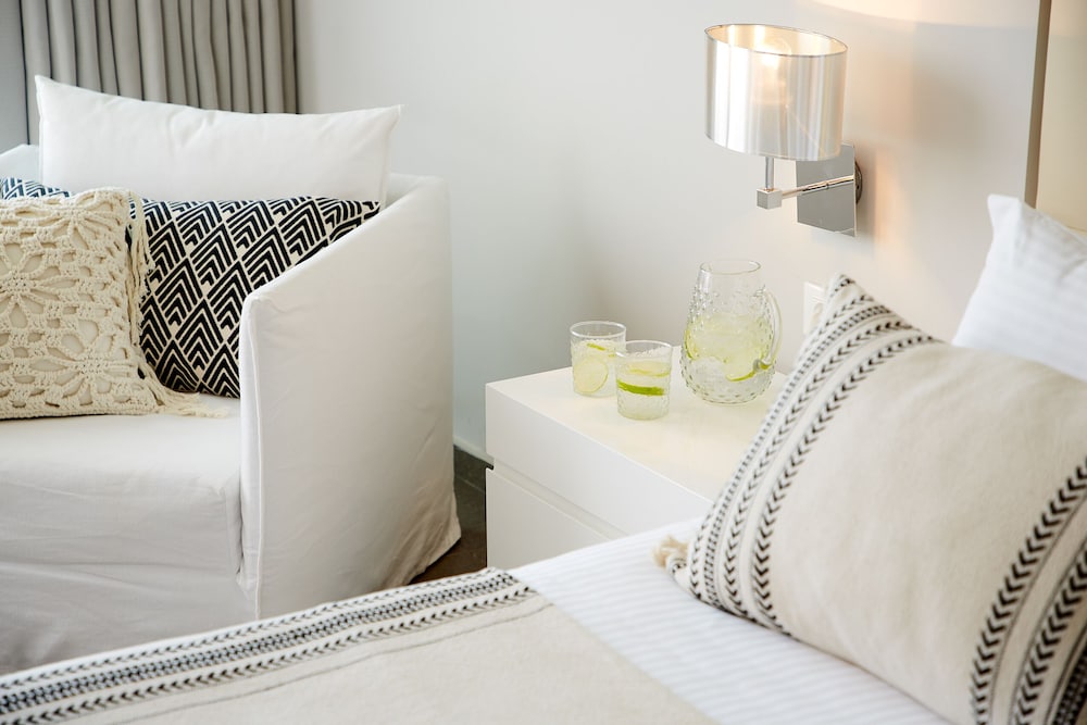 Deluxe Suite, Jetted Tub (Junior)