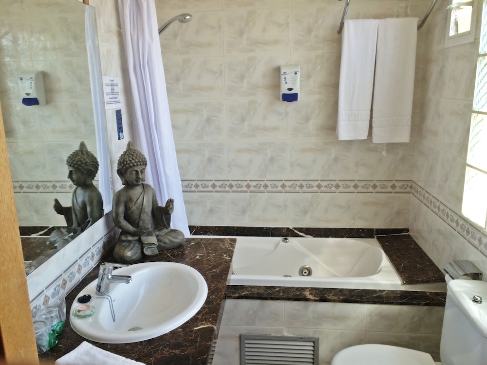 Studio, Balcony (1-2 adults) photo 2