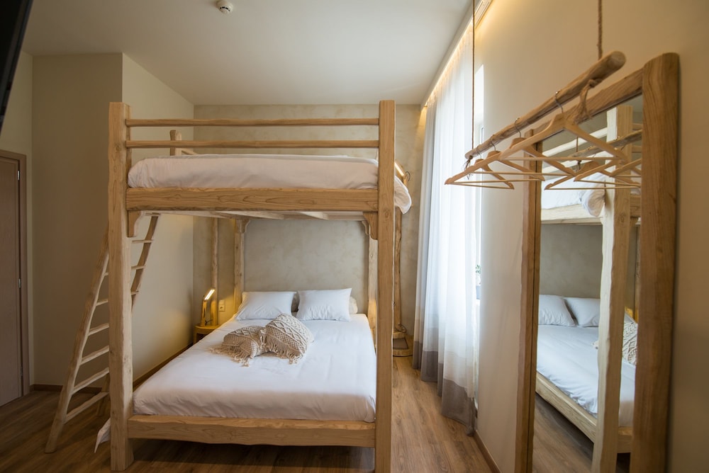 Double or Twin Room, Terrace, City View (Olivia) photo 3