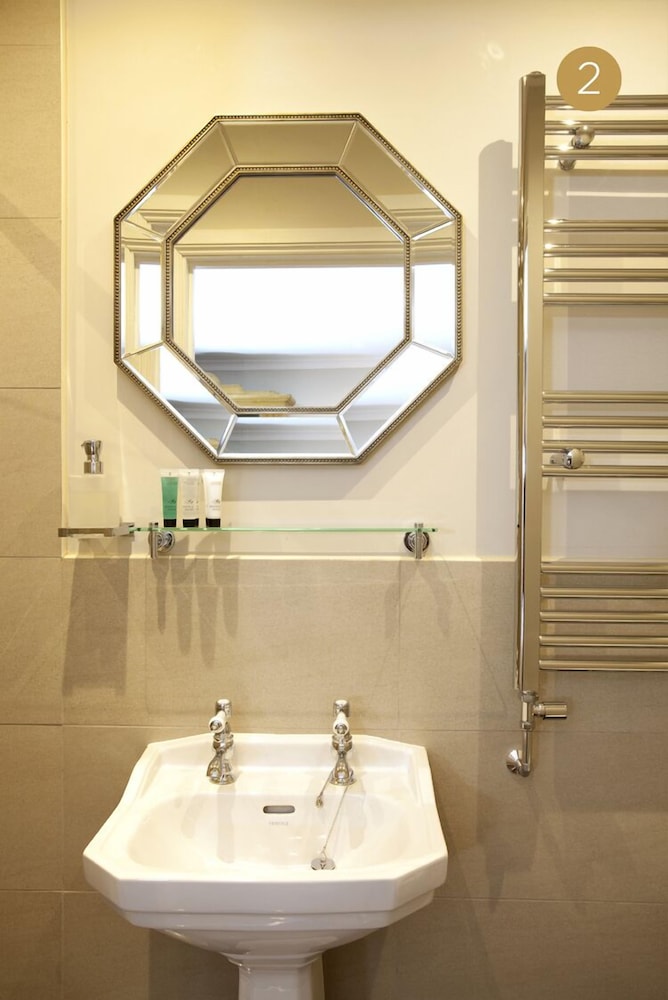 Classic Room with a shower (Room 2) photo 2