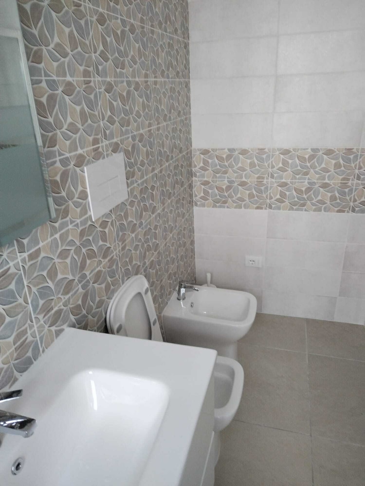 Suite, 2 Bedrooms photo 2