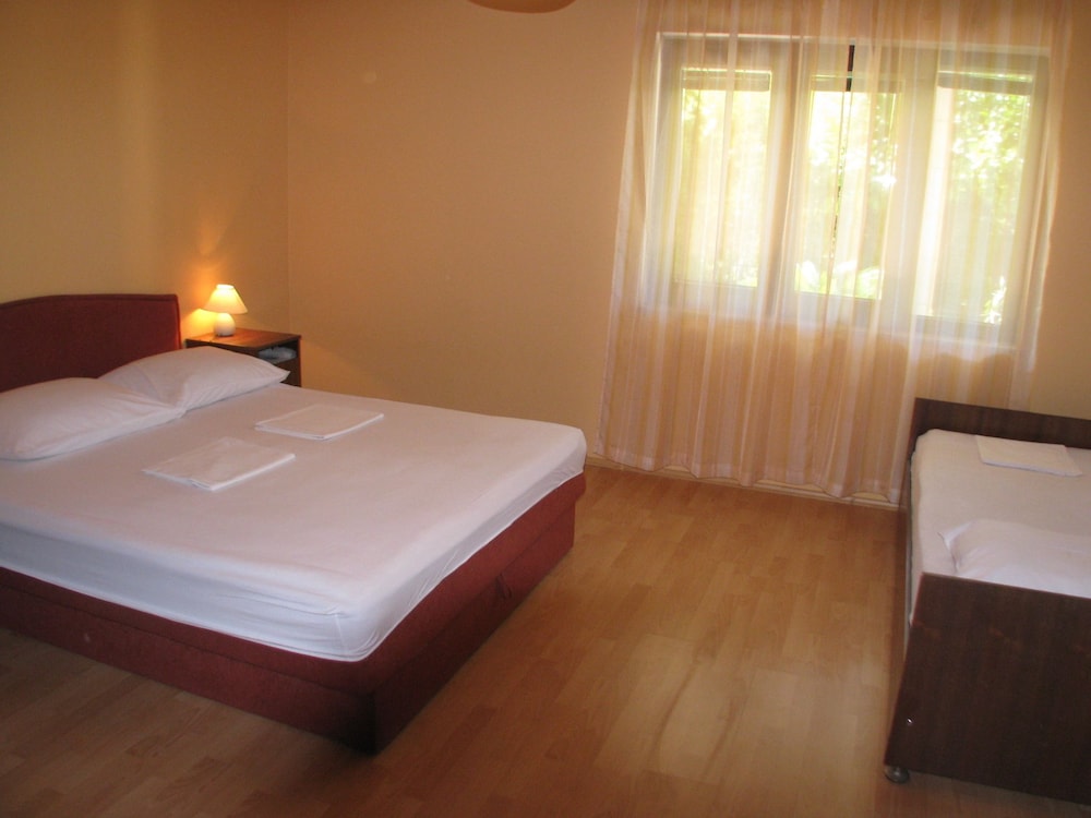 Apartment, 1 Bedroom (Ground Floor 5) photo 1