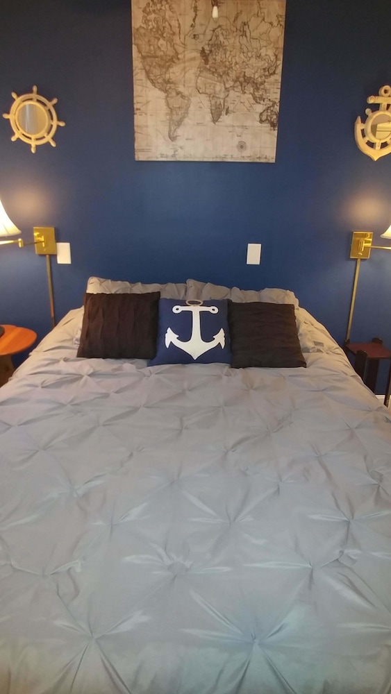 Double Room, 1 Queen Bed photo 3