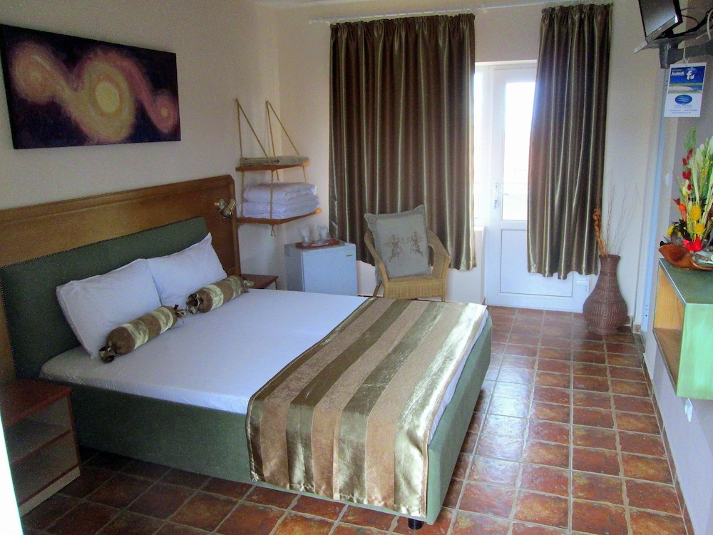 Design Double Room, Balcony, Courtyard View photo 1