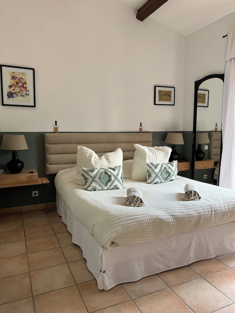 Traditional Apartment