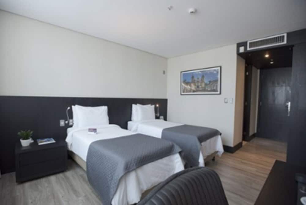 Premium Twin Room