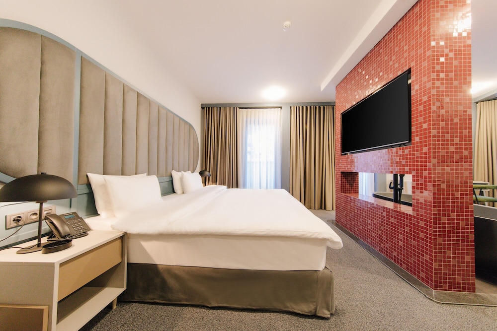 Executive Double Room, 1 King Bed photo 3
