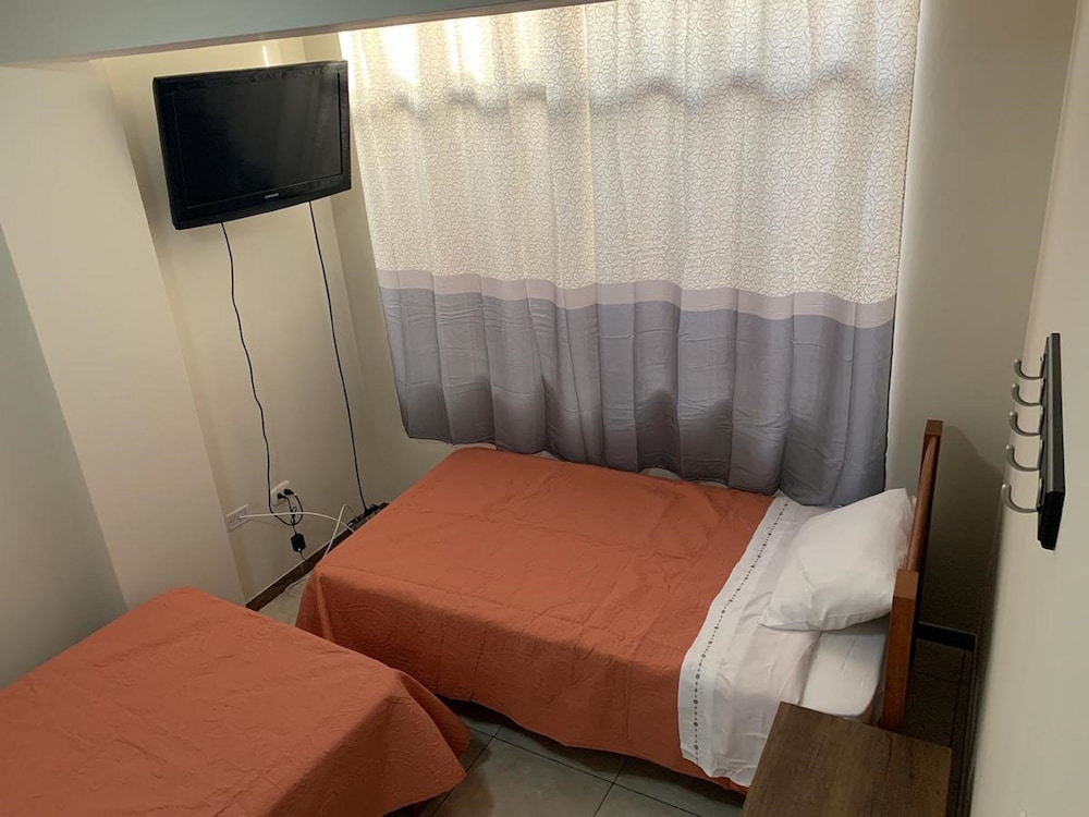 Twin Room, Shared Bathroom photo 2