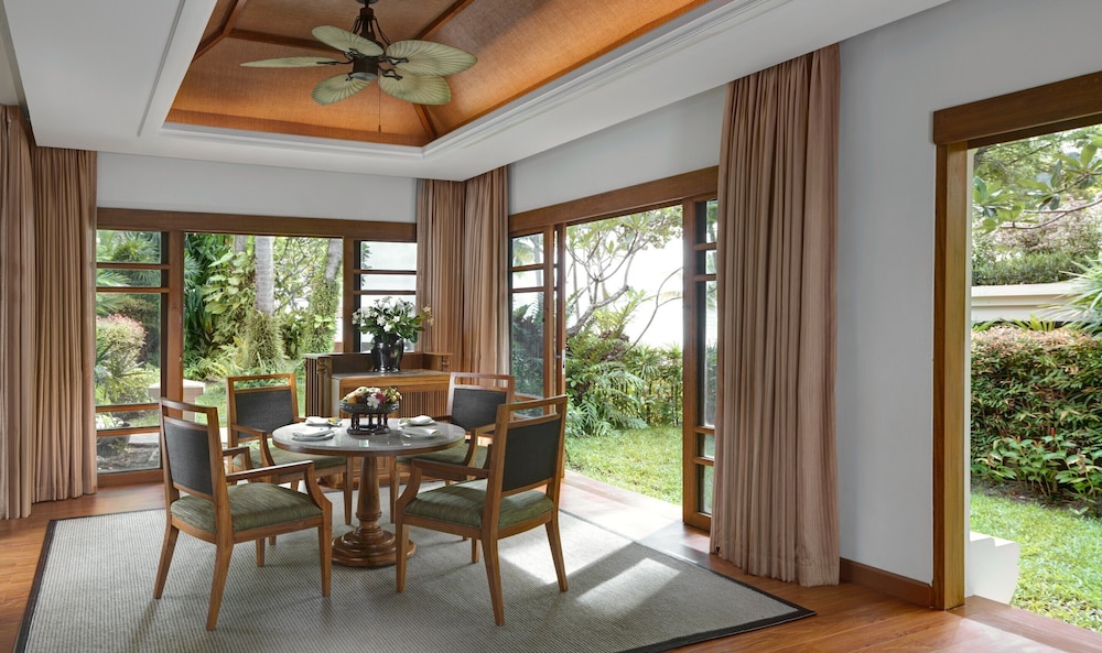 Deluxe Villa, 2 Bedrooms, Beachfront (Pool) photo 3