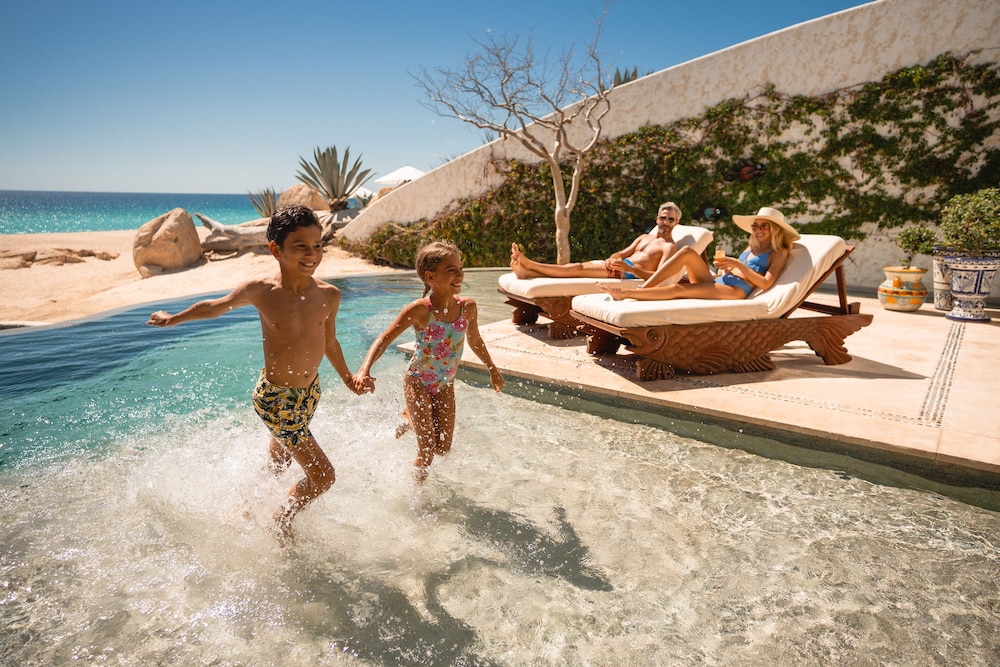 1 Bdrm Bchfront Signature Villa Wellness