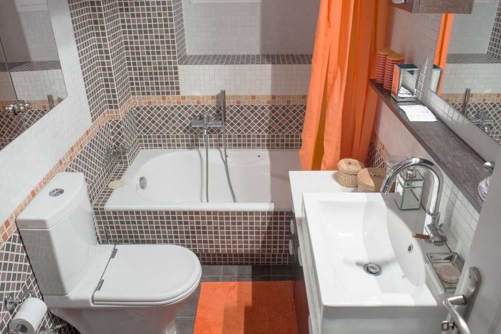 Designer s Apartment in Galatsi Area, Billede 9