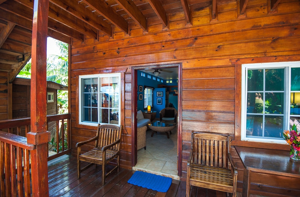 Premium Condo, 2 Bedrooms, Kitchen, Pool View photo 2