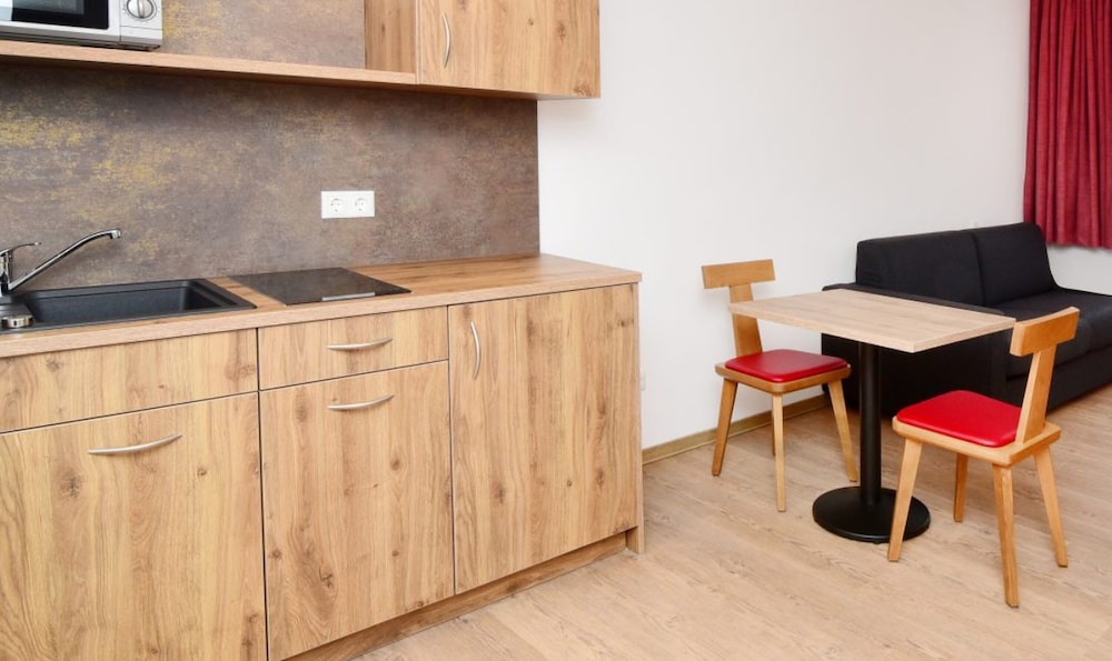 Apartment (Plus) photo 2