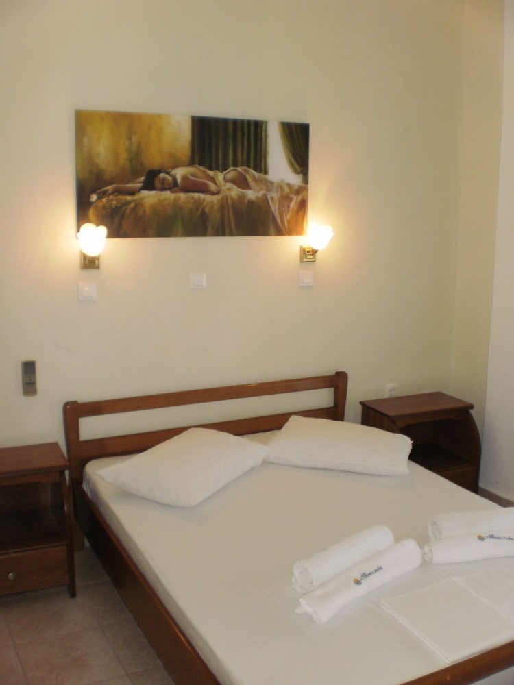 Apartment, 2 Bedrooms, Non Smoking photo 1