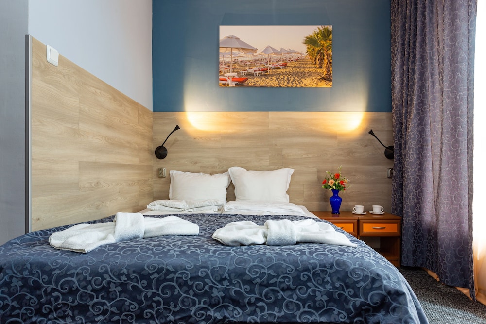 Standard Double Room (with extra bed) photo 1