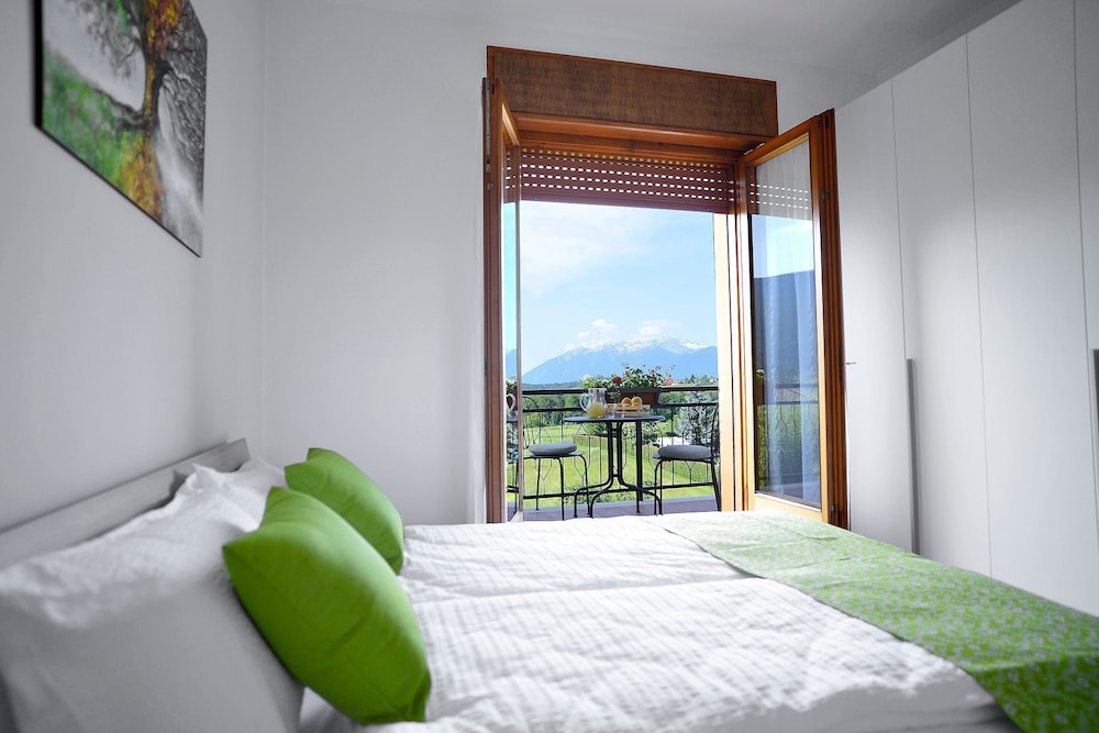 Superior Triple Room photo 2