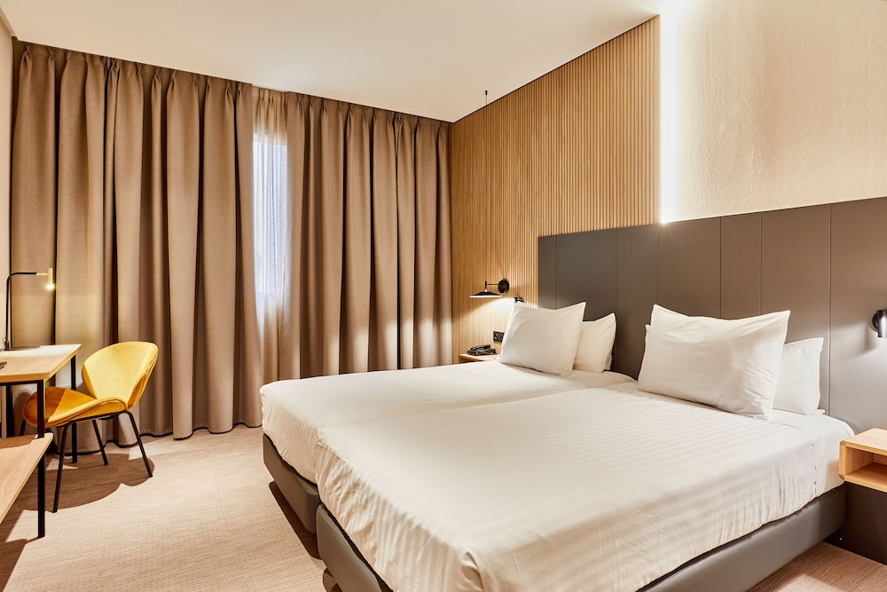 Standard Room (Deluxe) - Photo 3