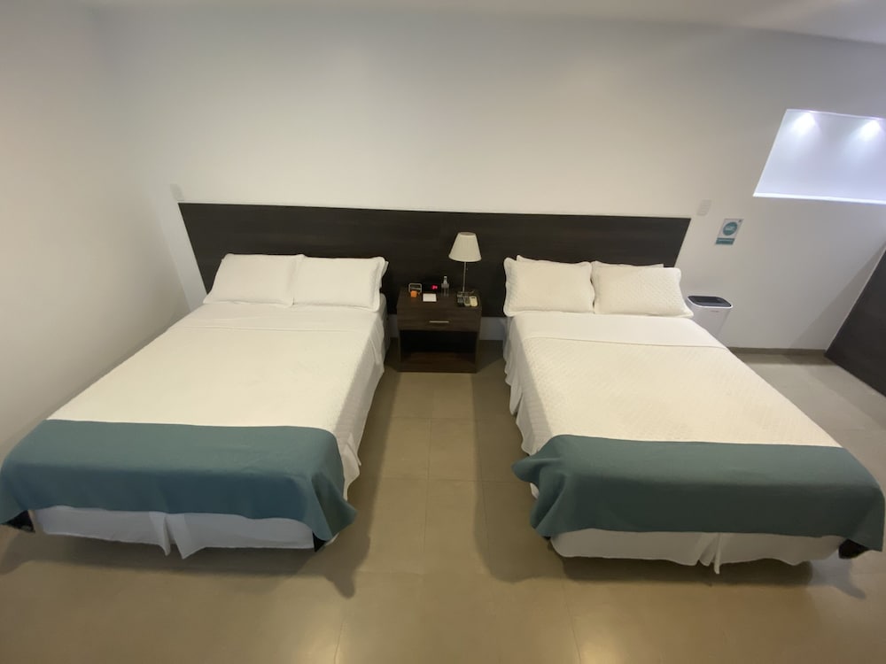 Standard Room, 1 Bedroom photo 2