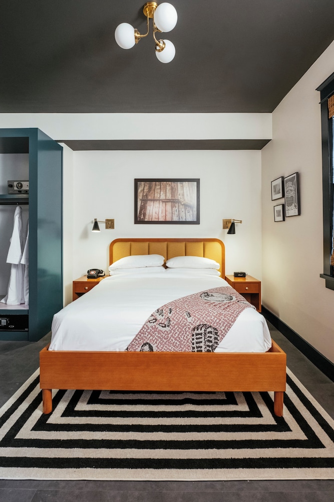 Roosevelt Randolph Room