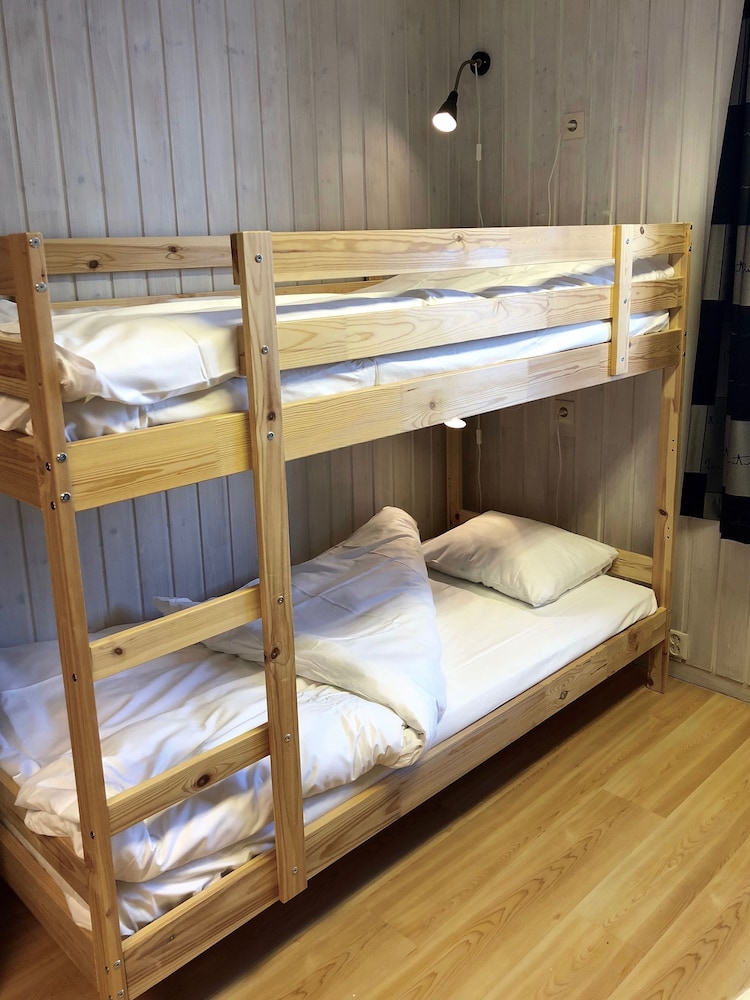 Economy Double Room, Shared Bathroom, Lake View photo 1