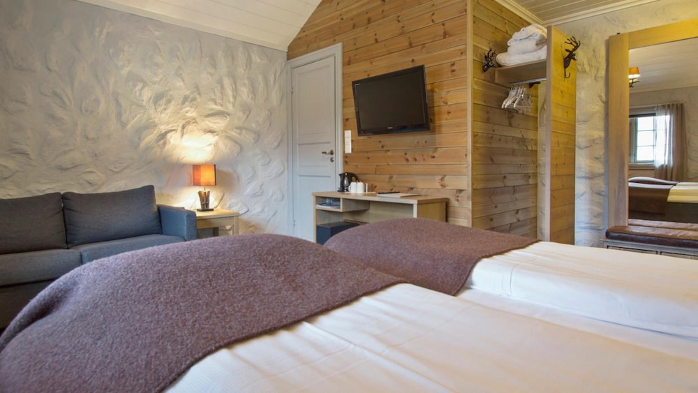 Deluxe Double Room photo 3
