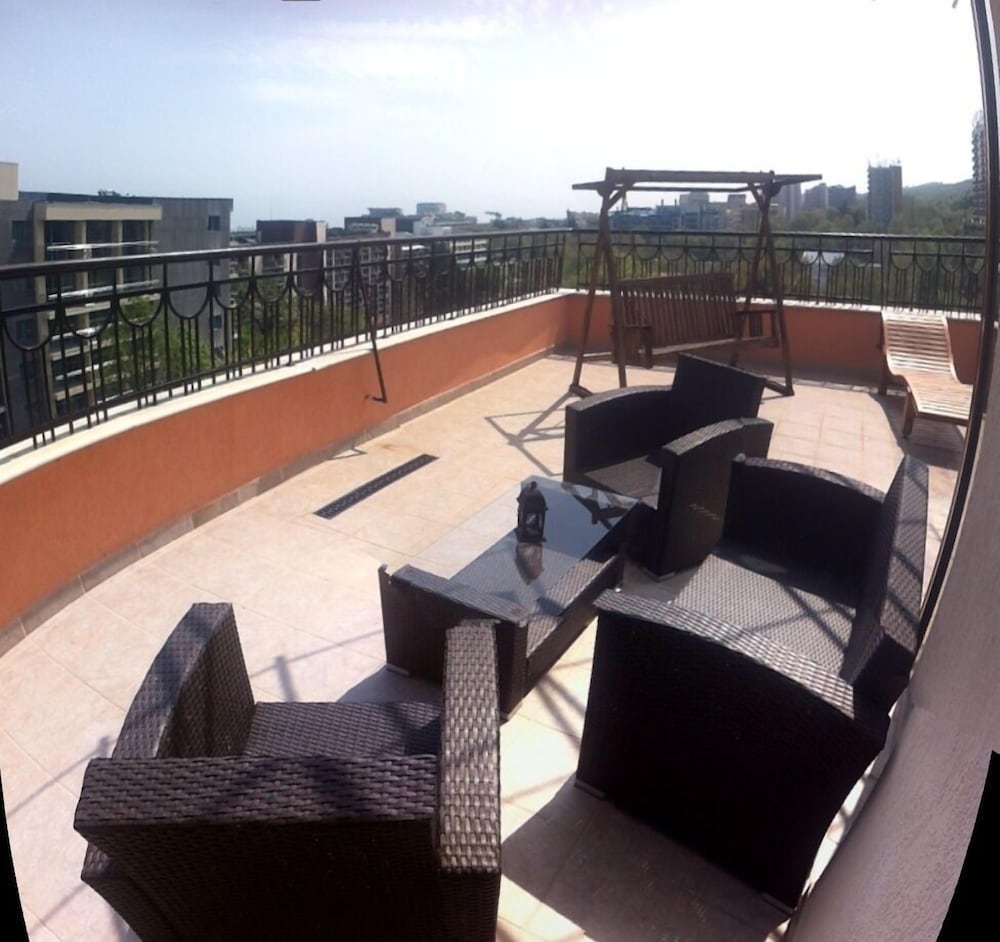Standard Apartment photo 2